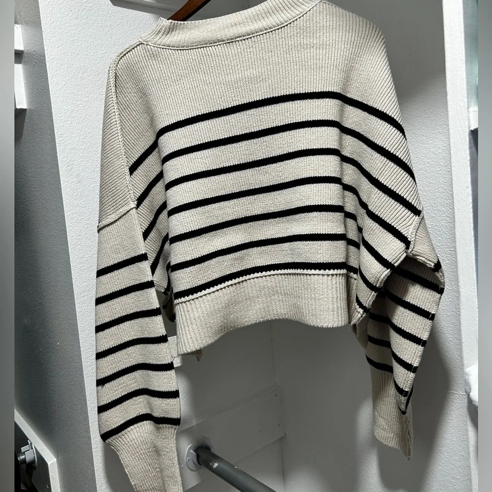 Free People Ribbed Striped Crop Sweater. XL. NWT